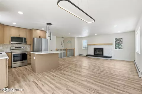 Living - 420 E 46th Pl, Anchorage, AK 99503 photo 3 of 7