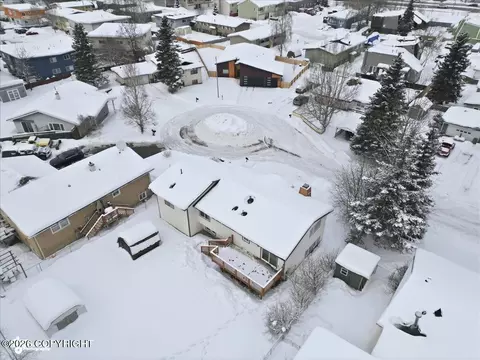 View/Area - 420 E 46th Pl, Anchorage, AK 99503 photo 5 of 9