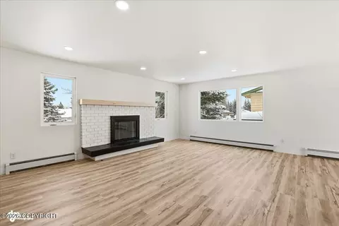 Living - 420 E 46th Pl, Anchorage, AK 99503 photo 7 of 7