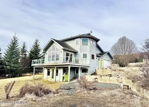 4735 Tamara St, Homer, AK 99603