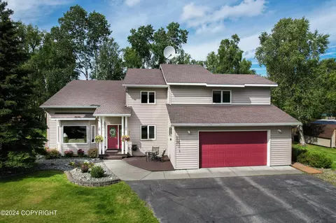 261 Riverwatch Dr, Soldotna, AK 99669