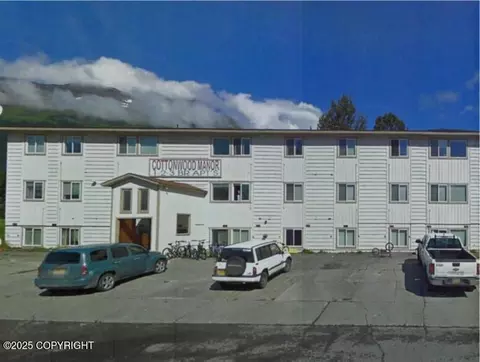 151 Alatna St, Valdez, AK 99686