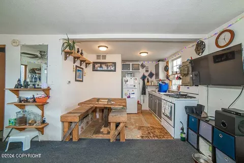 20296 E Caswell Lakes Rd, Willow, AK 99688
