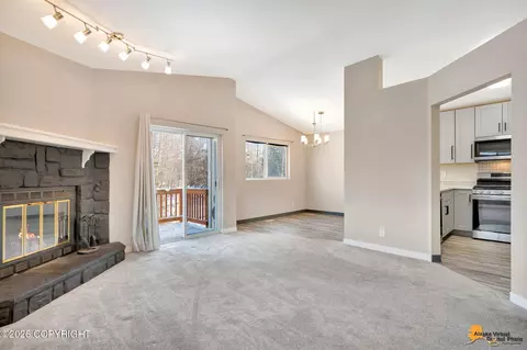 Living - 1962 Commodore Dr, Anchorage, AK 99507 photo 4 of 6
