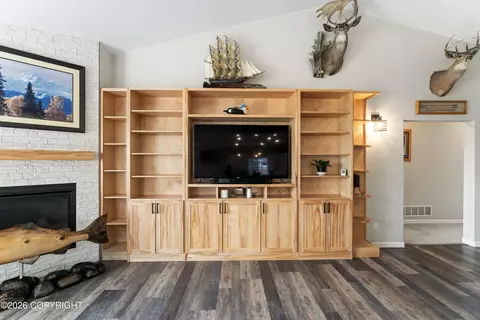 3116 E Sandman Cir, Wasilla, AK 99654 photo 4