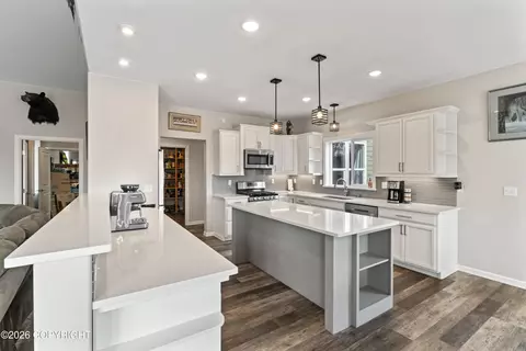 3116 E Sandman Cir, Wasilla, AK 99654 photo 9