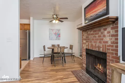 Dining - 5132 E 26th Ave, Anchorage, AK 99508 photo 2 of 6