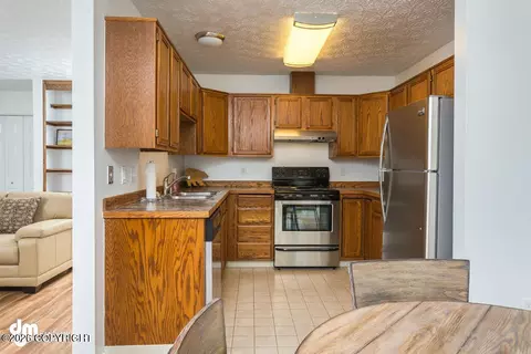 Kitchen - 5132 E 26th Ave, Anchorage, AK 99508 photo 4 of 7