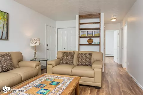 Living - 5132 E 26th Ave, Anchorage, AK 99508 photo 10 of 13