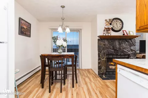 Dining - 5132 E 26th Ave, Anchorage, AK 99508 photo 6 of 6