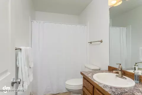 Bath - 5132 E 26th Ave, Anchorage, AK 99508 photo 5 of 9