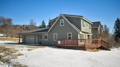 4006 Mullikin St, Homer, AK 99603