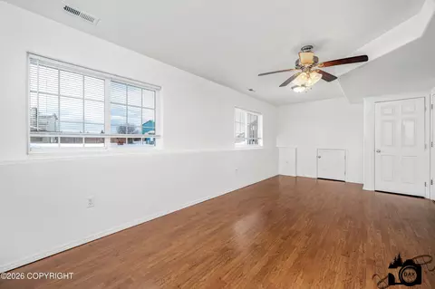 Living - 14014 E Jersey Loop, Palmer, AK 99645 photo 2 of 2