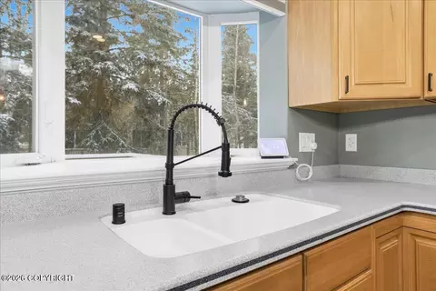 8716 Inyo Cir, Eagle River, AK 99577 photo 13