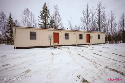 860 S Beaver Lake Rd, Big Lake, AK 99652