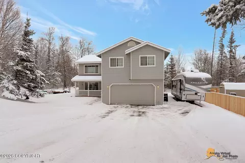 2215 N Tabasco Cat Dr, Palmer, AK 99645