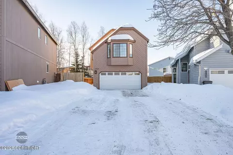 3360 Chaparral Cir, Anchorage, AK 99502