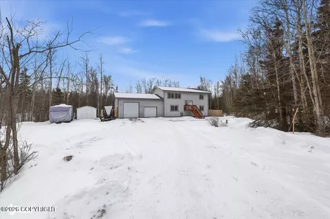 2790 E Wanamingo Dr, Wasilla, AK 99654