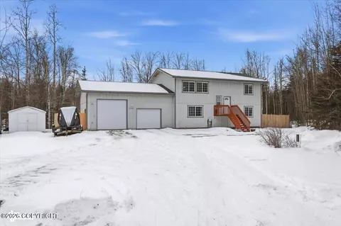 2790 E Wanamingo Dr, Wasilla, AK 99654