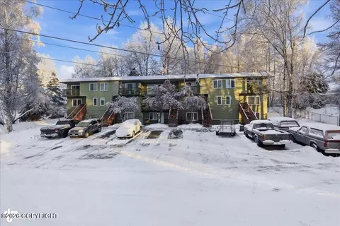 311 Lynnwood Dr # 4, Anchorage, AK 99518