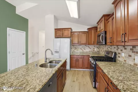 Kitchen - 9751 Newhaven Loop, Anchorage, AK 99507 photo 2 of 3