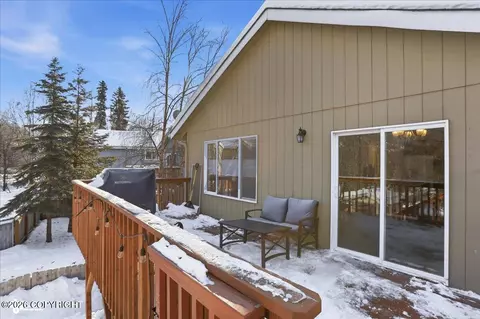 Exterior - 9751 Newhaven Loop, Anchorage, AK 99507 photo 3 of 5