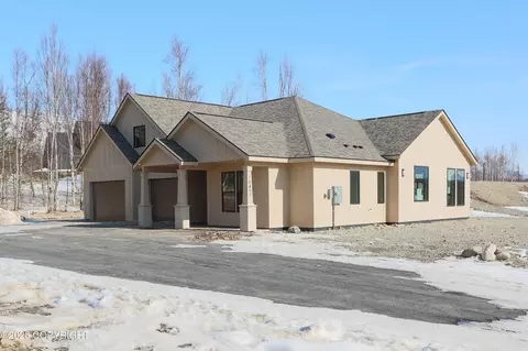 10407 E Arkose Peak Dr, Palmer, AK 99645