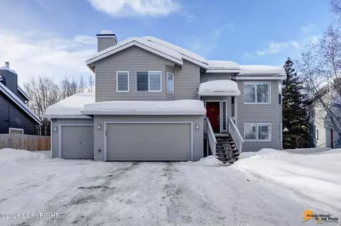 7750 Charlotte Cir, Anchorage, AK 99502