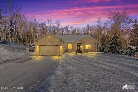 2699 N Bonnie Belle Cir, Wasilla, AK 99654