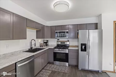 Kitchen - 18643 N Lowrie Loop, Eagle River, AK 99577 photo 1 of 3