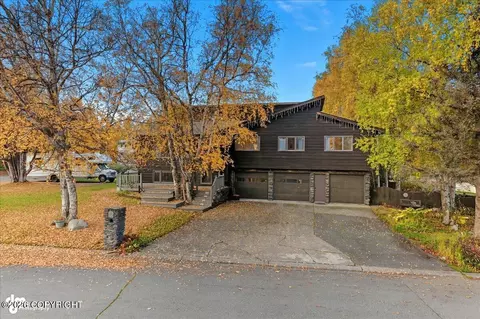 6237 E 34th Ave, Anchorage, AK 99504