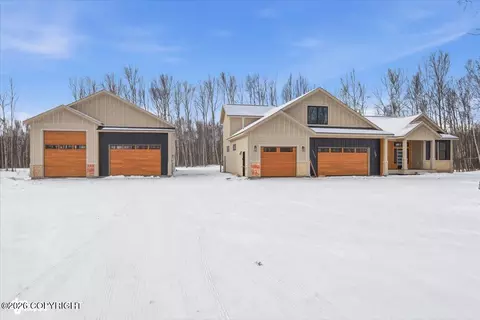 6918 N Jeremiel Cir, Palmer, AK 99645