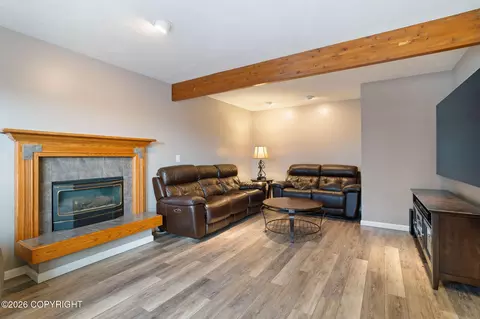 Living - 9502 Dinaaka Cir, Eagle River, AK 99577 photo 2 of 4