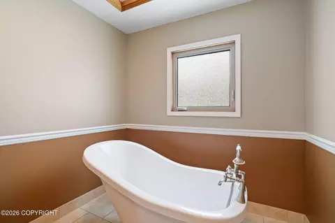 Bath - 9502 Dinaaka Cir, Eagle River, AK 99577 photo 4 of 7