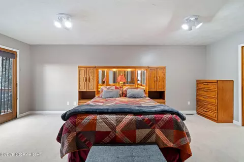 Bedroom - 9502 Dinaaka Cir, Eagle River, AK 99577 photo 3 of 8