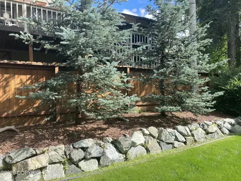 Exterior - 9502 Dinaaka Cir, Eagle River, AK 99577 photo 11 of 30