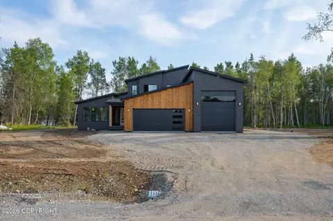 2030 W Cameron Dr, Wasilla, AK 99654