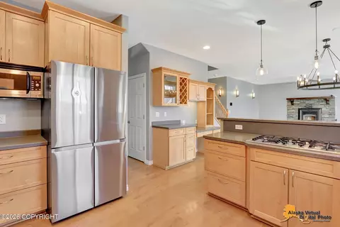 Kitchen - 10857 Splendor Loop, Eagle River, AK 99577 photo 5 of 7