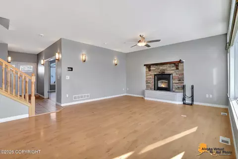 Living - 10857 Splendor Loop, Eagle River, AK 99577 photo 4 of 10