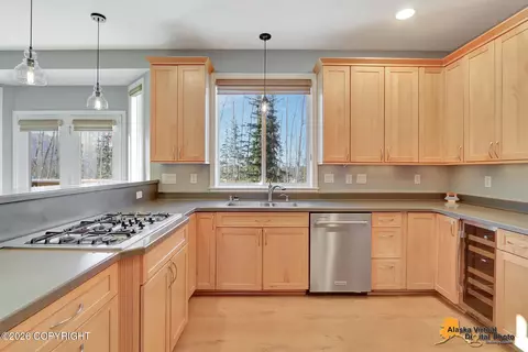Kitchen - 10857 Splendor Loop, Eagle River, AK 99577 photo 3 of 7