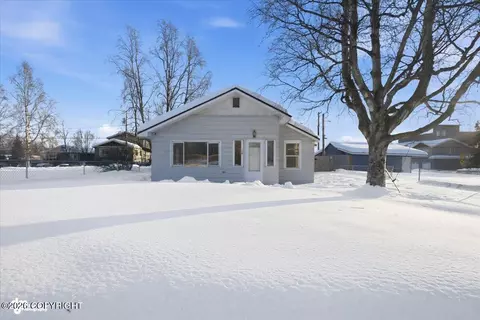Exterior - 414 E 9th Ave, Anchorage, AK 99501 photo 1 of 5