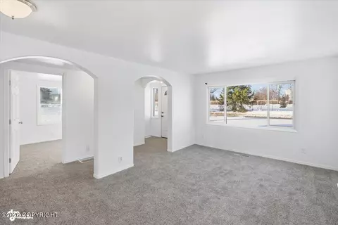 Living - 414 E 9th Ave, Anchorage, AK 99501 photo 3 of 3