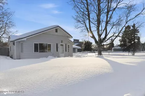 414 E 9th Ave, Anchorage, AK 99501