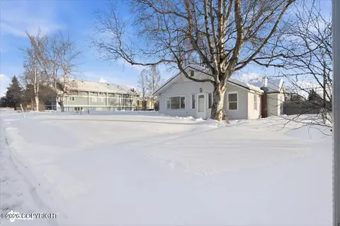 Exterior - 414 E 9th Ave, Anchorage, AK 99501 photo 2 of 5