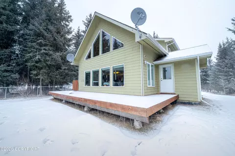 109 Cozy Cove Dr, Homer, AK 99603