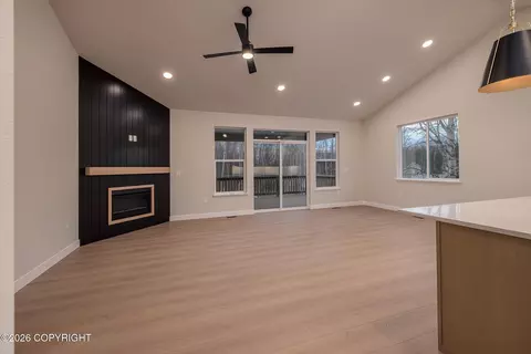 7315 E Boar Ave, Wasilla, AK 99654 photo 4