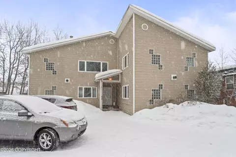 540 Eyak Dr, Anchorage, AK 99501