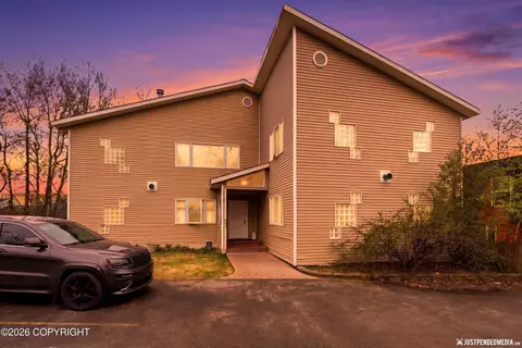 540 Eyak Dr, Anchorage, AK 99501