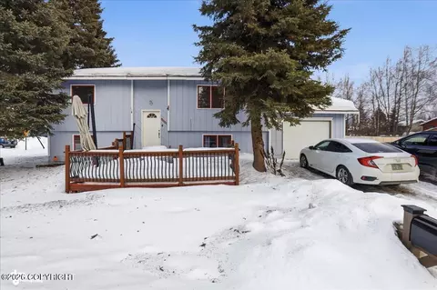 9001 Vernon St, Anchorage, AK 99515