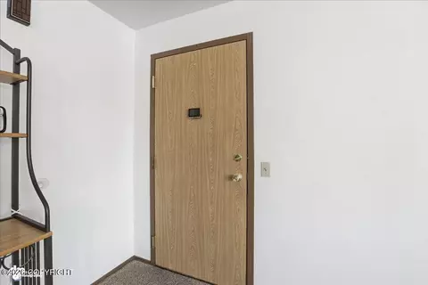 Entry Way - 261 Mccarrey St # 16B, Anchorage, AK 99508 photo 2 of 3